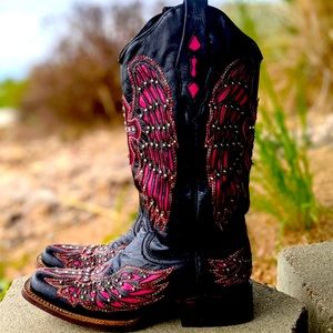 CORRAL A1143 distressed black & pink blingy winged cross cowgirl western boots 8